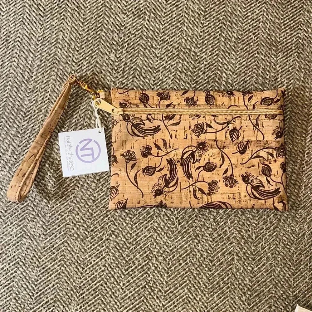 NWT natalie therése BE READY | Small Wristlet | All Whistle Print Zipper
